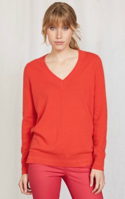 Boden CASHMERE RELAXED V-NECK SWEATER - $100 - $120 in snap dragon red shop