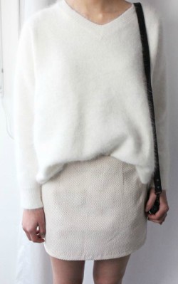White v-neck cashmere jumper/ sweater over creme skirt - shop the look