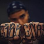 Finger-Tattoo on both hands