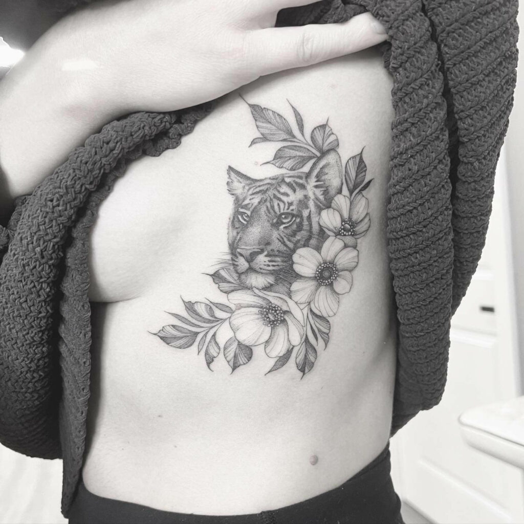 Side boob Flowers tattoo