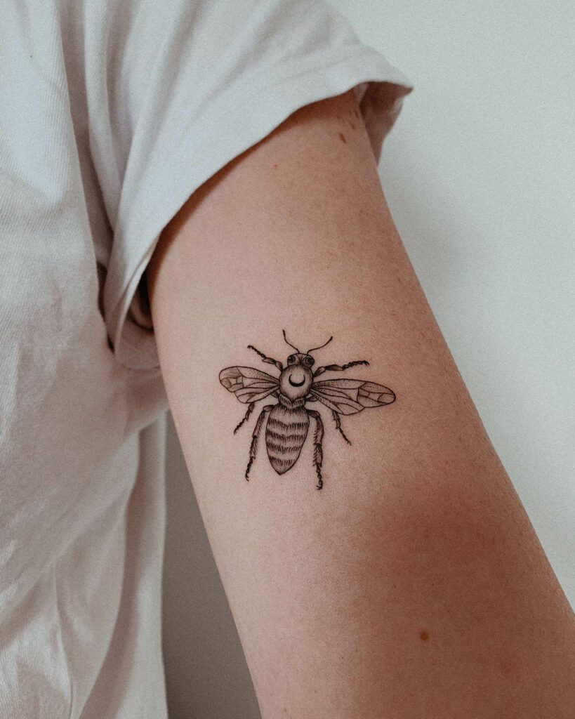 Cute Queen Bee Tattoo Designs You Will Love