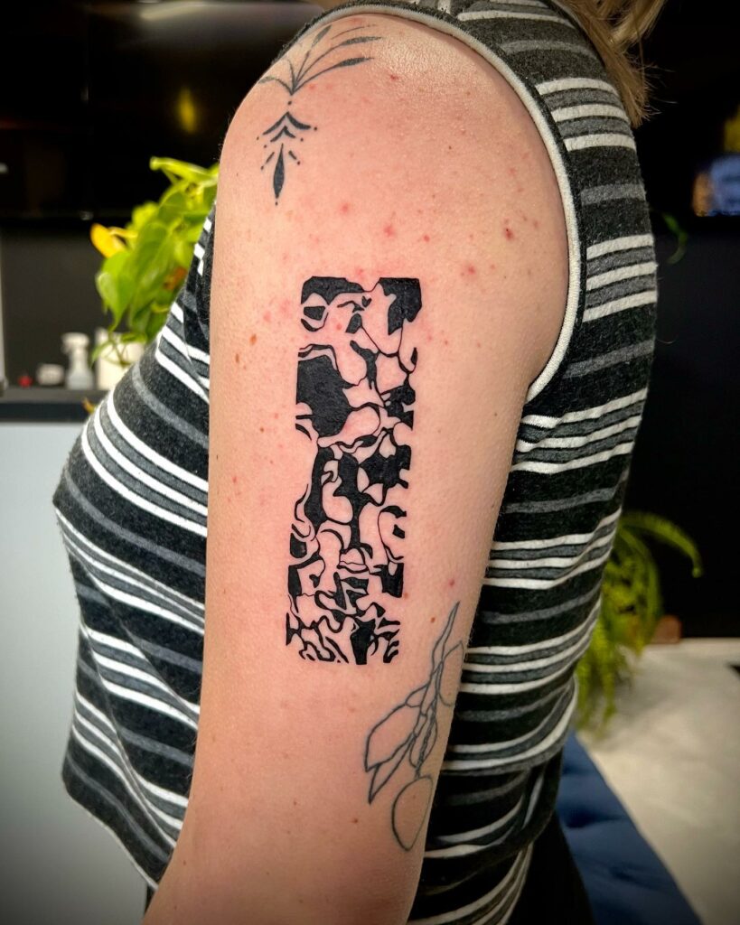 Trippy tattoo by Wagner Basei  Tattoogridnet