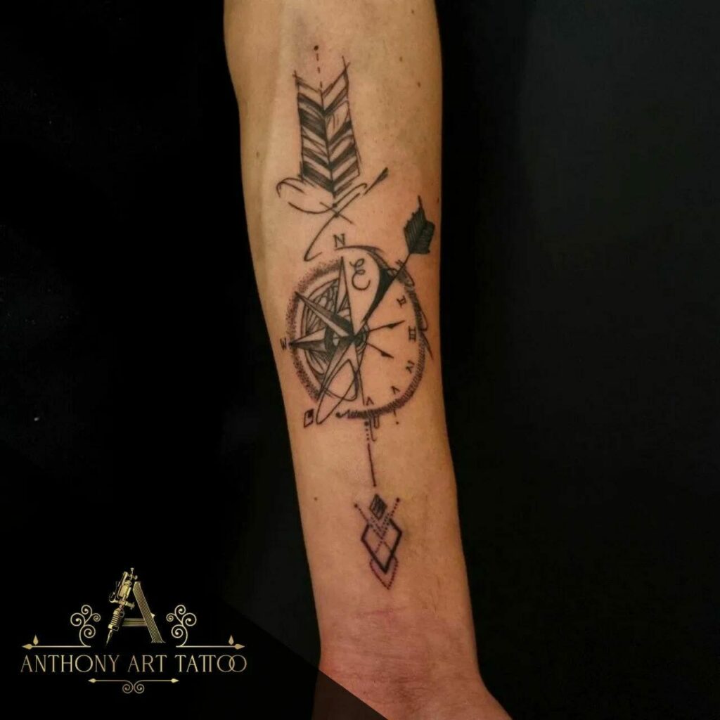 Perfect Clock Tattoo Drawing For Travellers And Wanderers
