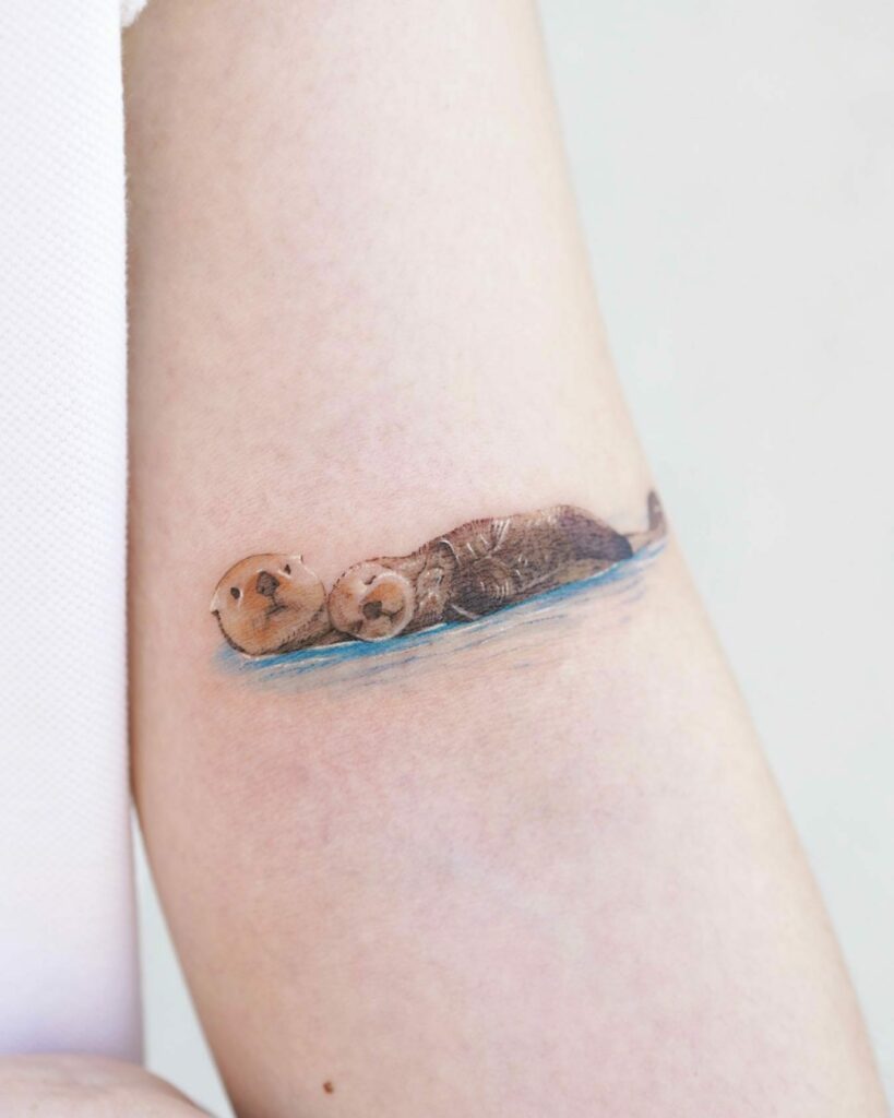 Amazoncom Azeeda Large Cute Otter Temporary Tattoo TO00032316   Everything Else