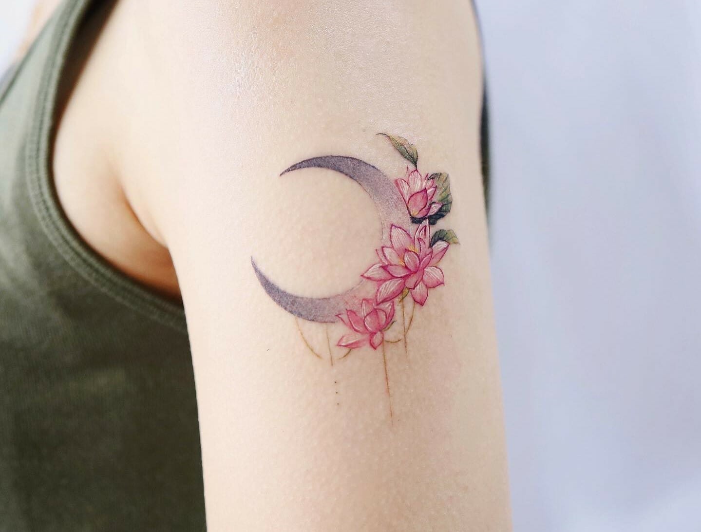 Amazon.com : FIFYAN 73 Sheets Small Flowers Letters Temporary Tattoos For  Women Men, 3D Moon Planet Lavander Fake Tattoos Neck Arm, Realistic Feather  Butterfly Temp Tattoos Sticker For Kids Adult Hand Face