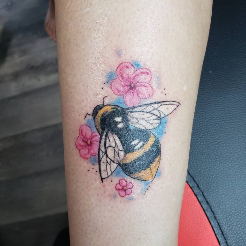 Bumble Bee Tattoo featuring A Queen Bee Amidst Flowers