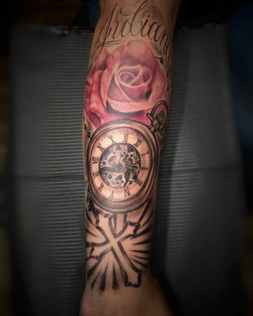 Clock With An Enticing Rose Tattoo