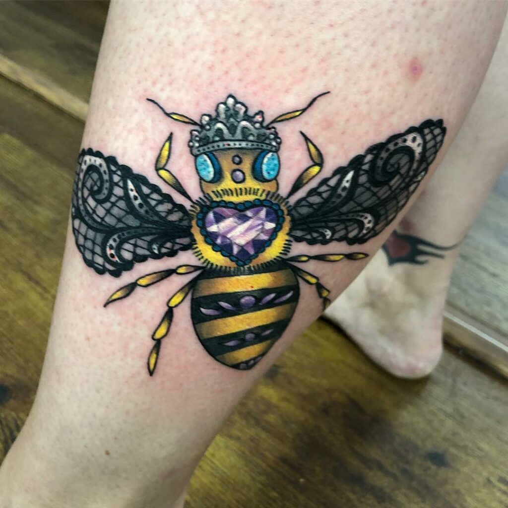 11+ Queen Bee Tattoo Ideas You Have To See To Believe!