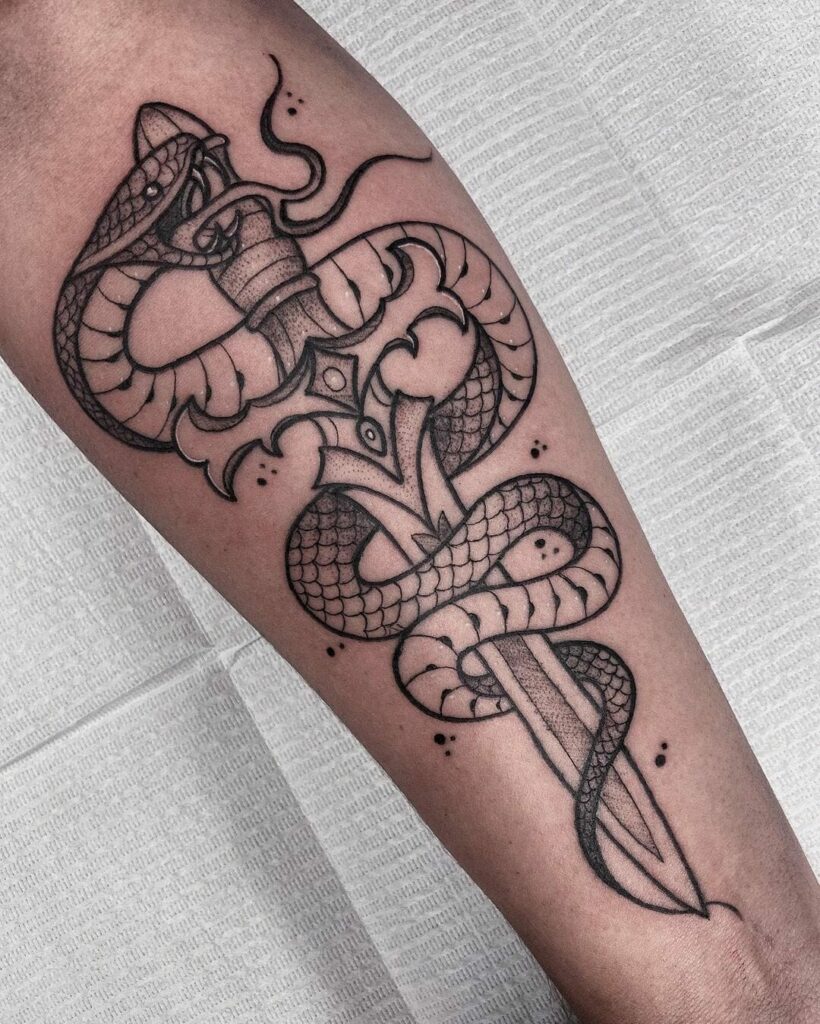 Share 70+ knife snake tattoo latest