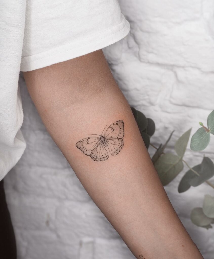 Details more than 64 lined butterfly tattoo  thtantai2