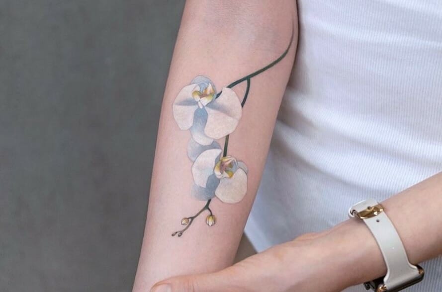 10 Dainty Flower Tattoo Ideas  HARUNMUDAK