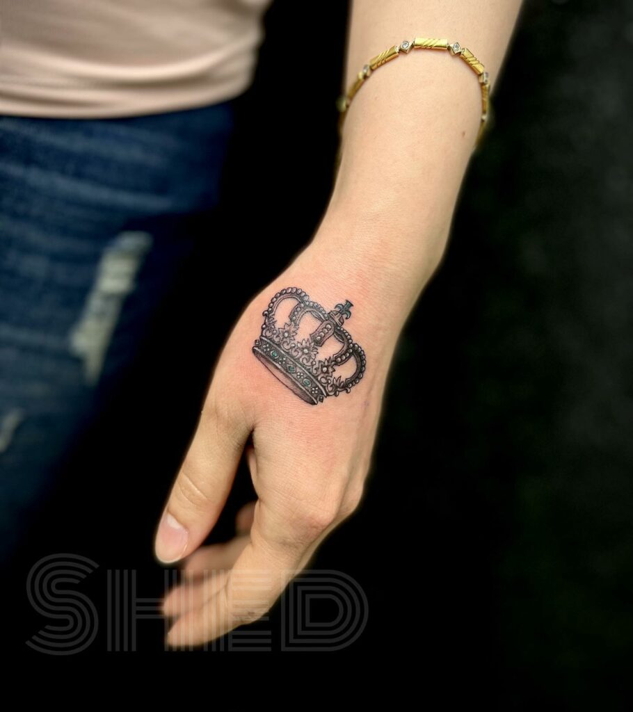 Update 97 about king tattoo designs on hand super cool  indaotaonec