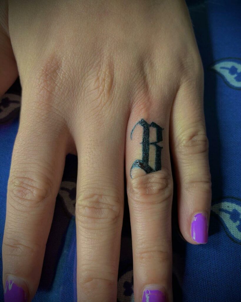 60 Awesome Wedding Ring Tattoos  Weddingomania