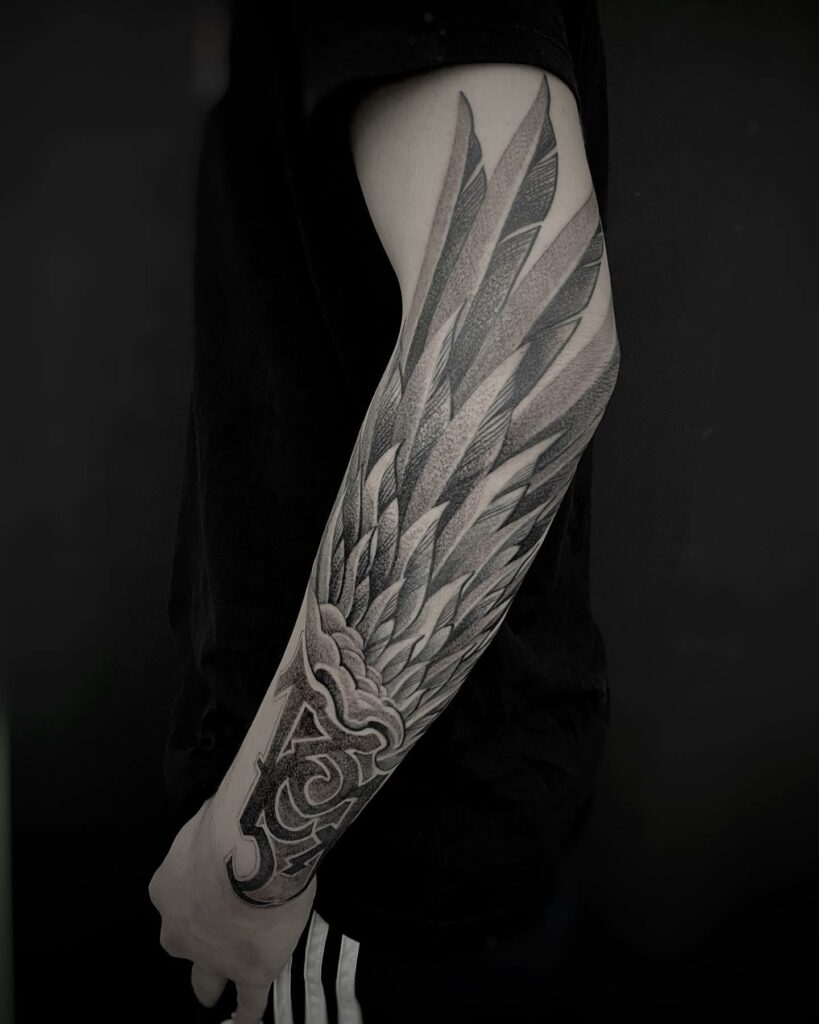 17 Awesome Angel Wing Tattoos