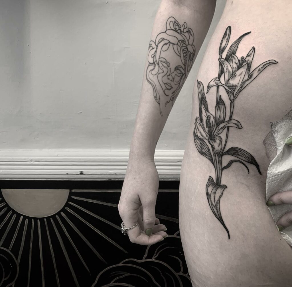 10+ Front Hip Tattoo Ideas That Will Blow Your Mind!