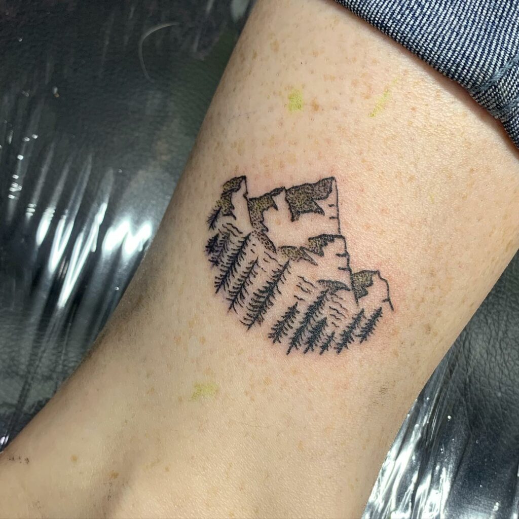 11+ Minimalist Mountain Tattoo Ideas That Will Blow Your Mind!