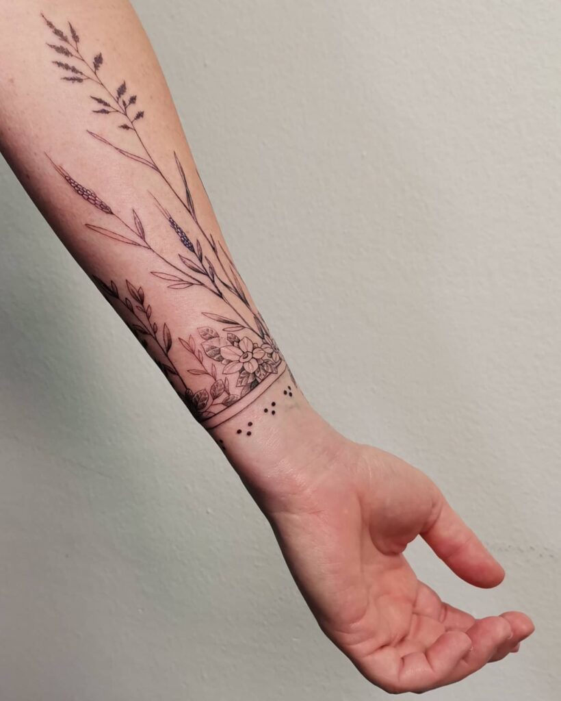 Minimalistic Flower Tattoo