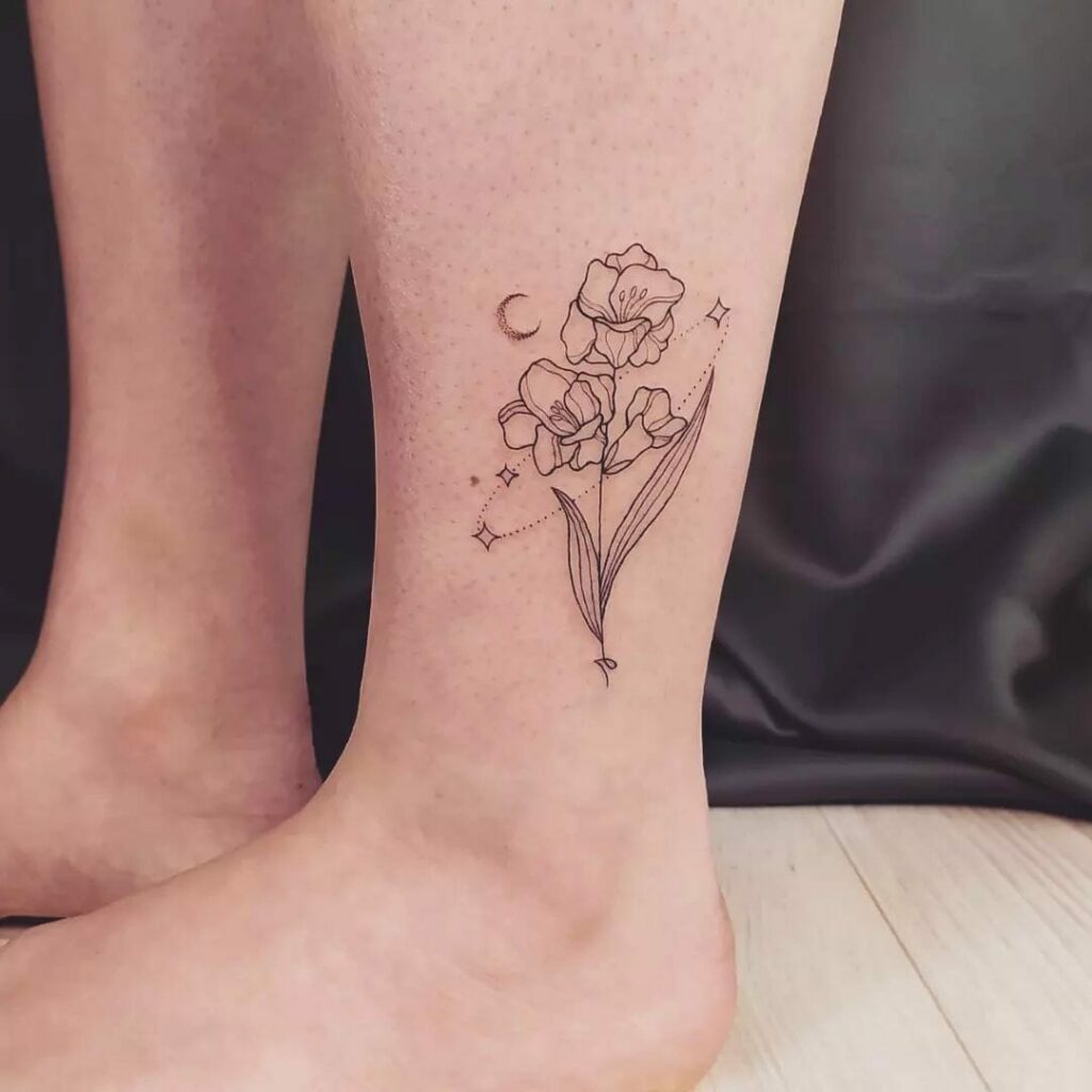 Poppy flower for her sisters birthday  August           tattooideas tattoo tinytattoo daintytattoo finelinetattoo  Instagram