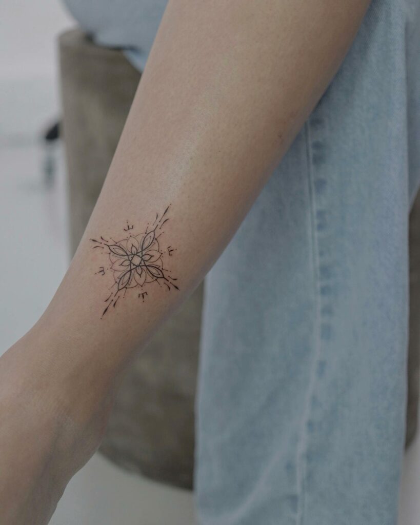 How to Make 18 beautiful ideas for small tattoos Cute pieces of art   Blog Fashion  Handimania