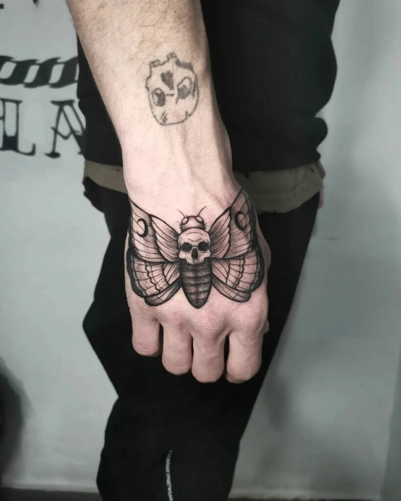 19 Best Hand Tattoo Designs And Their Meanings In 2023