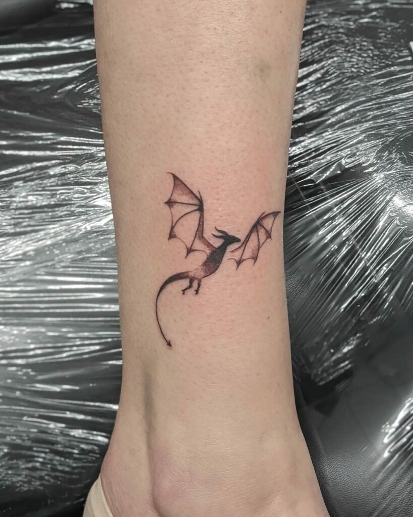 11+ Small Dragon Tattoo Ideas That Will Blow Your Mind