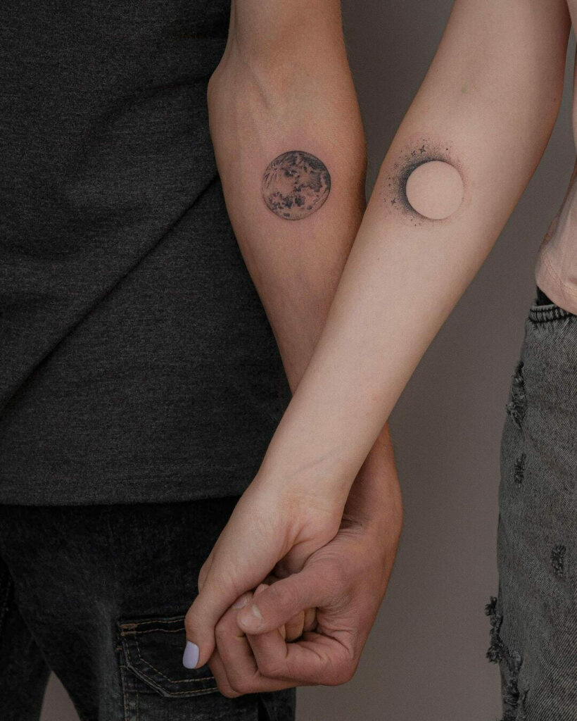 12 Minimalist Couple Tattoo Ideas To Inspire You