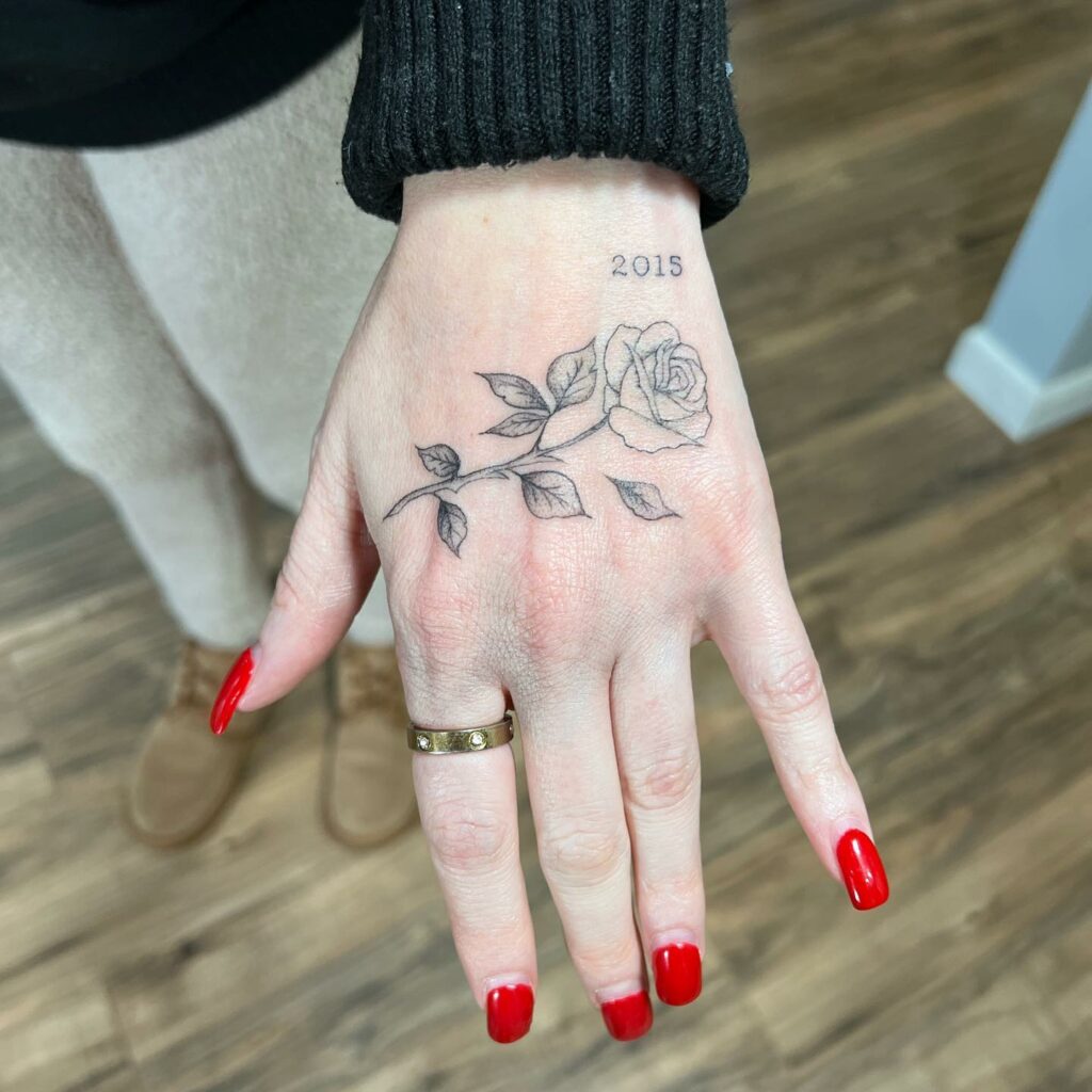The Floral Hand Tattoos Of Feminine Mystique