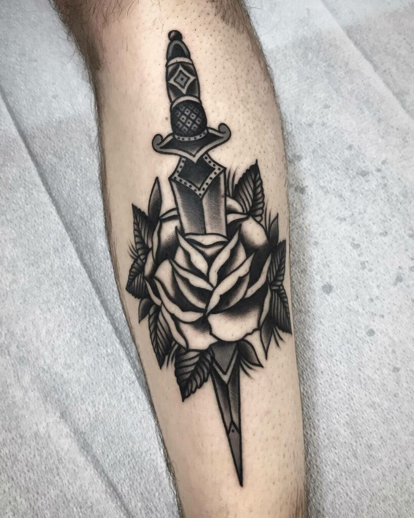 The Traditional Black Dagger