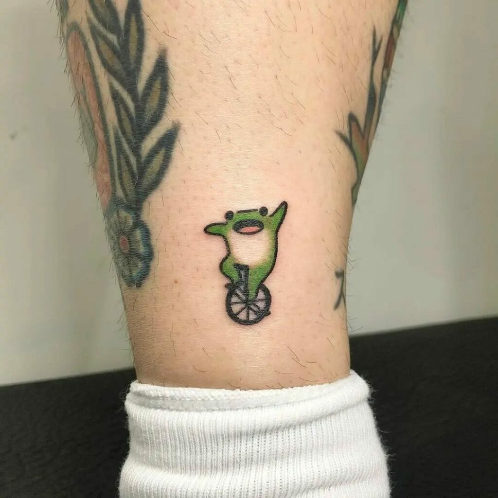 12+ Tiny Frog Tattoo Ideas To Inspire You alexie