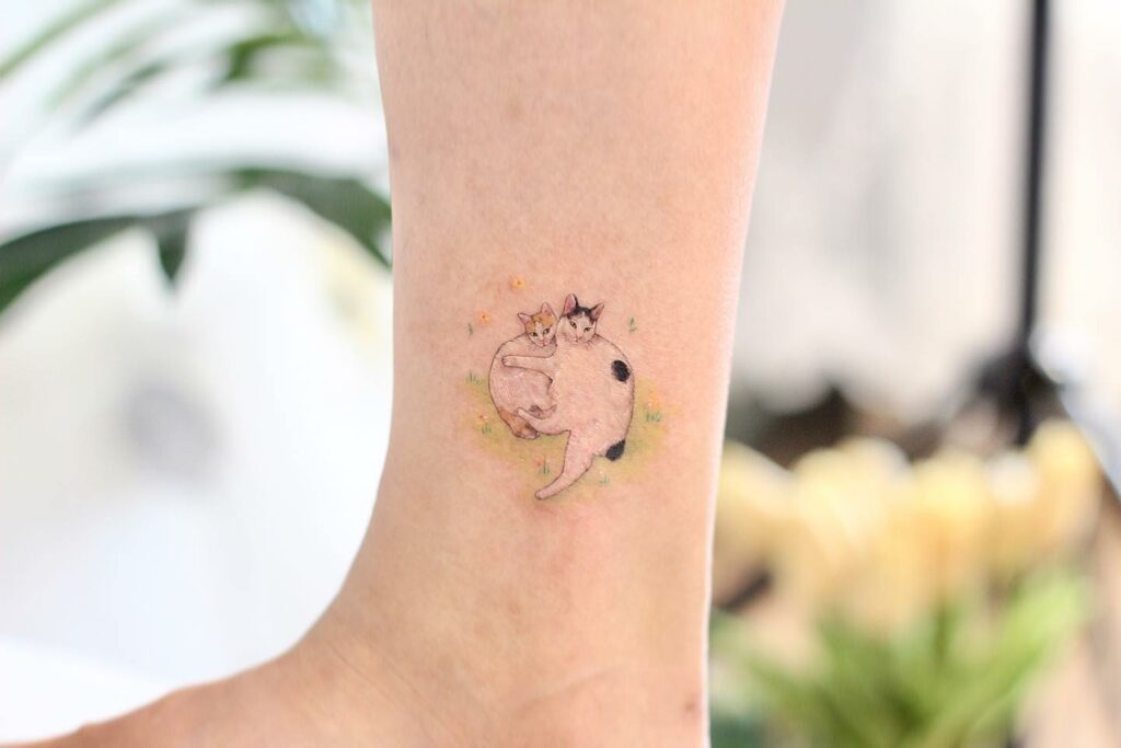 Top 11 Best Minimalist Small Cat Tattoo Designs  Daily Hind News