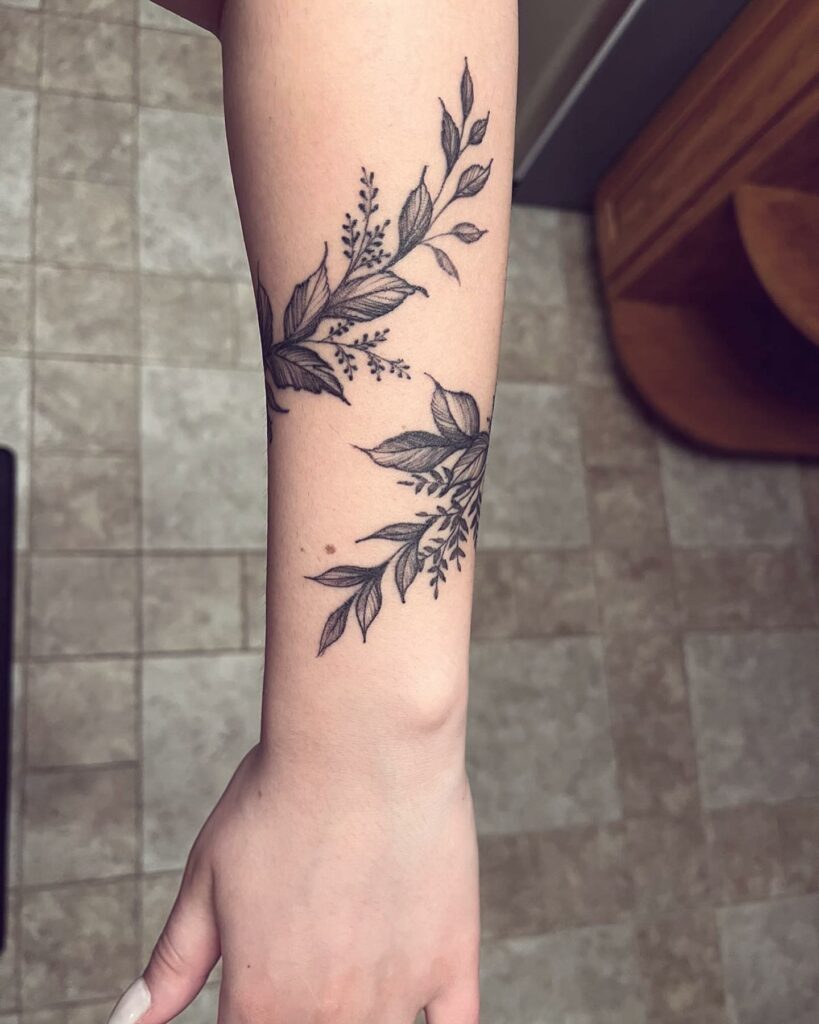 10+ Vine Flower Tattoo Ideas That Will Blow Your Mind! - alexie