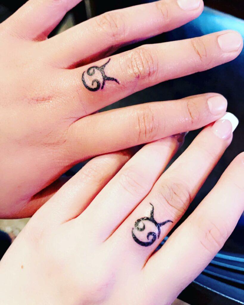 Cute Best Friend Finger Tattoos