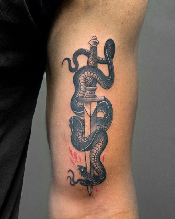 12+ Traditional Dagger Tattoo Ideas - To Inspire You In 2024