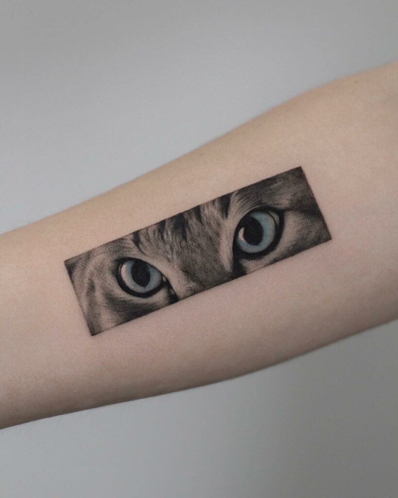 Cheshire Cat Eyes Tattoo Design