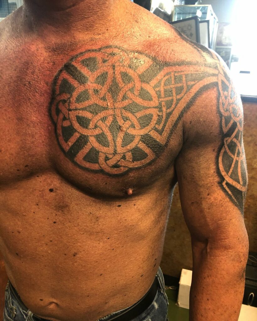 celtic knot shoulder tattoo