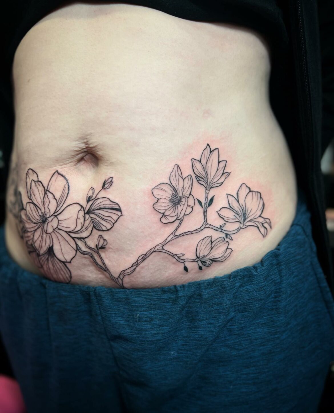 Stomach Tattoos After Pregnancy - Everything You Need To Know In 2024