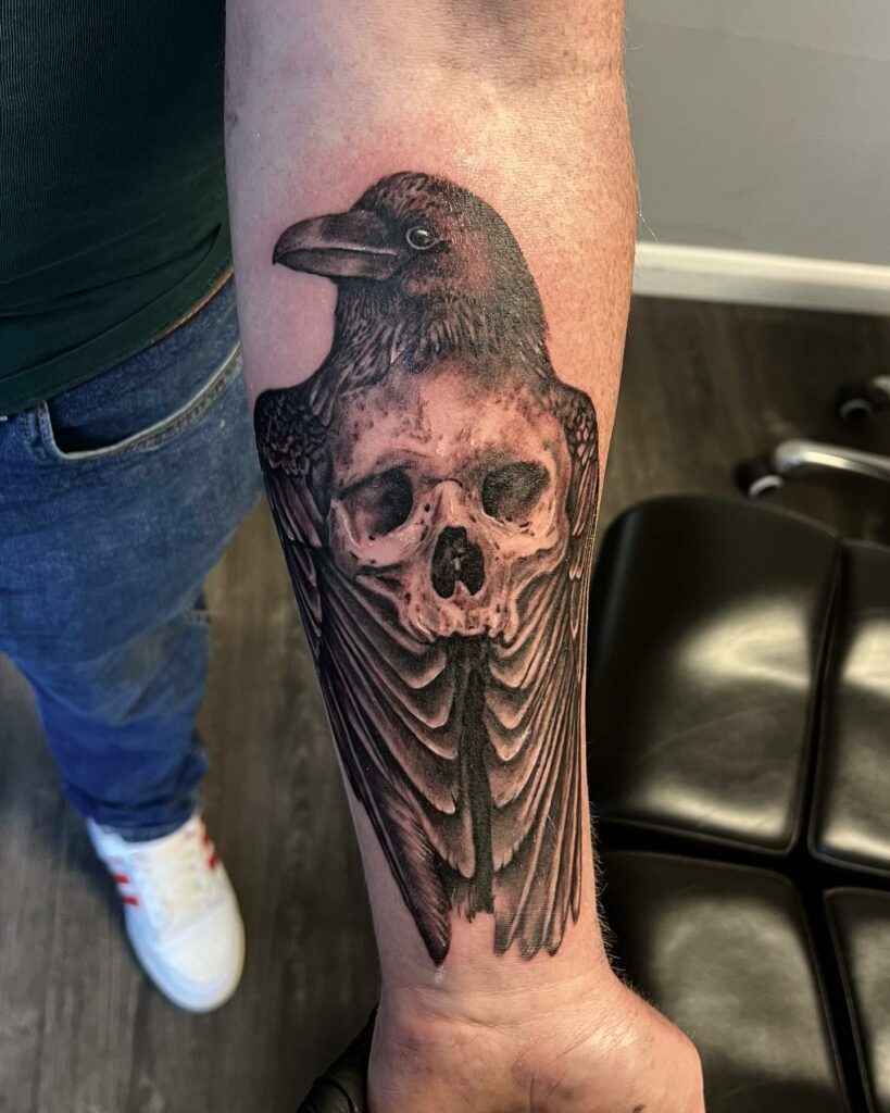 Raven tattoos meaning  Skullspiration