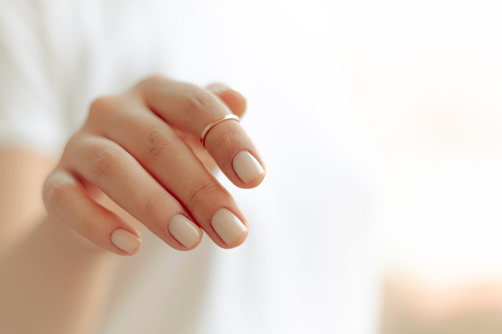 Gel Nails Are Sticky – What Is The Reason
