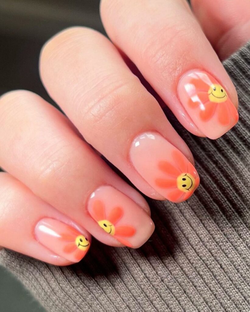 Peachy Summer Nails