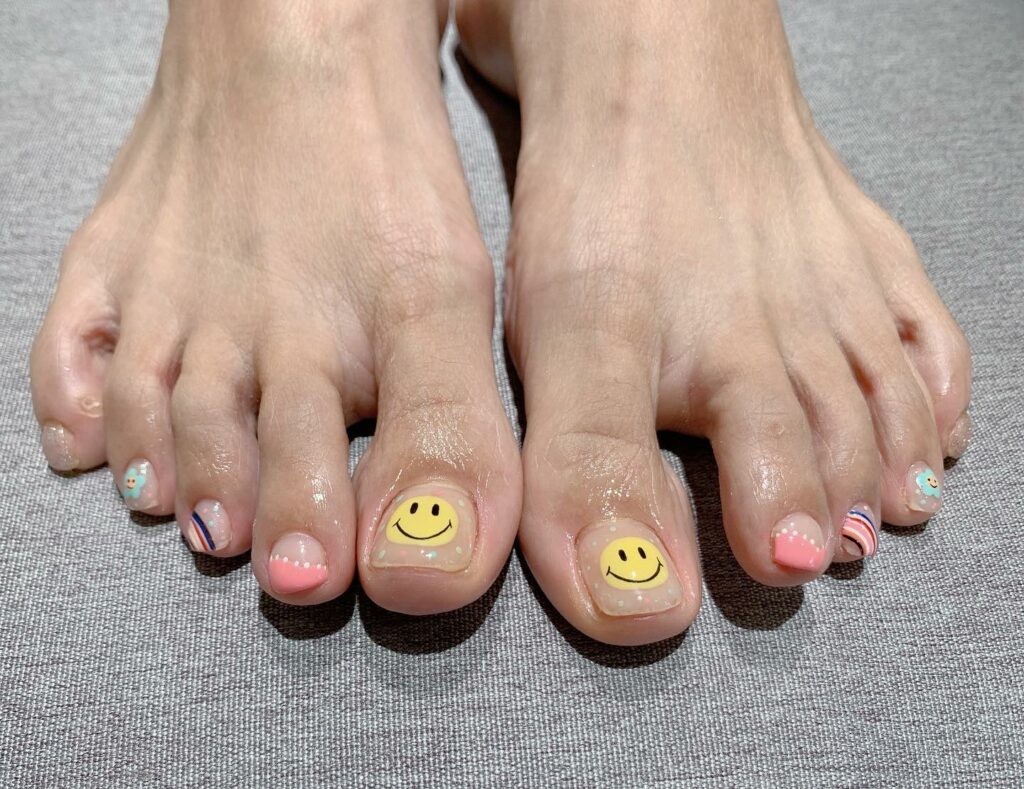 Emoji Expressions Toe Nails