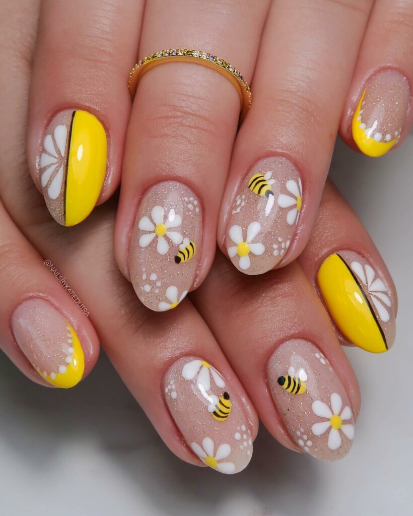 Yellow Nails Adorned with White Daisies