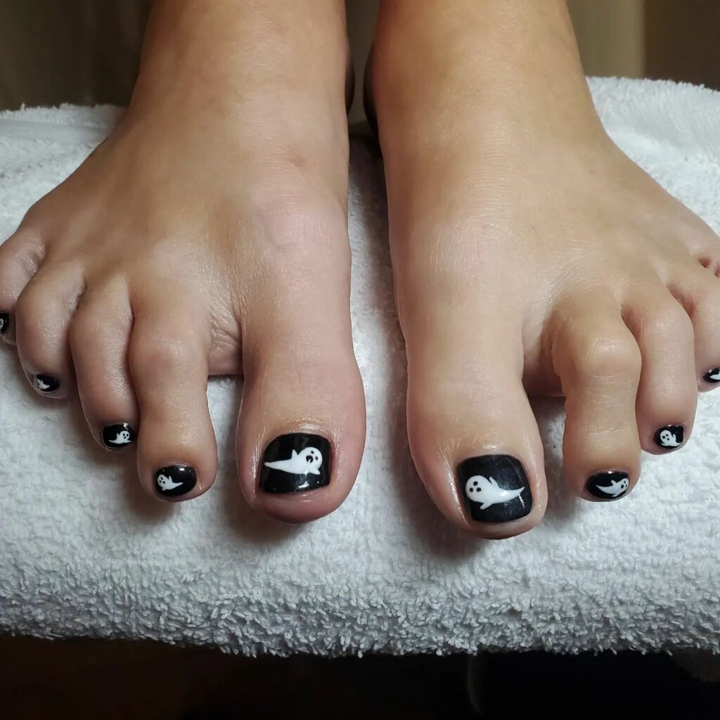 Black Noir with Ghostly Accents