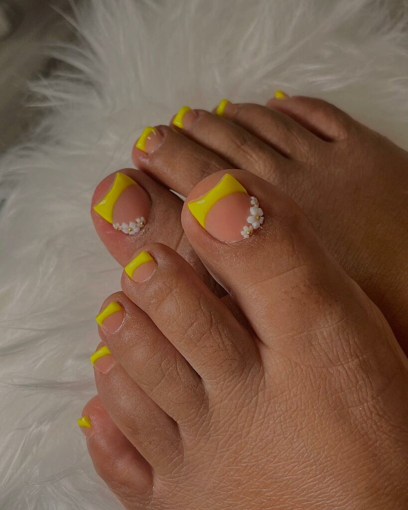 A Mango Delight for your Toes