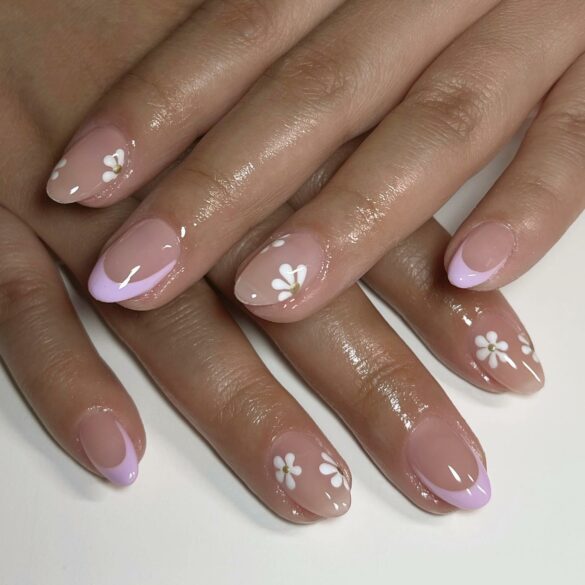 Try in 2024 39 Latest Short Almond Nail Designs