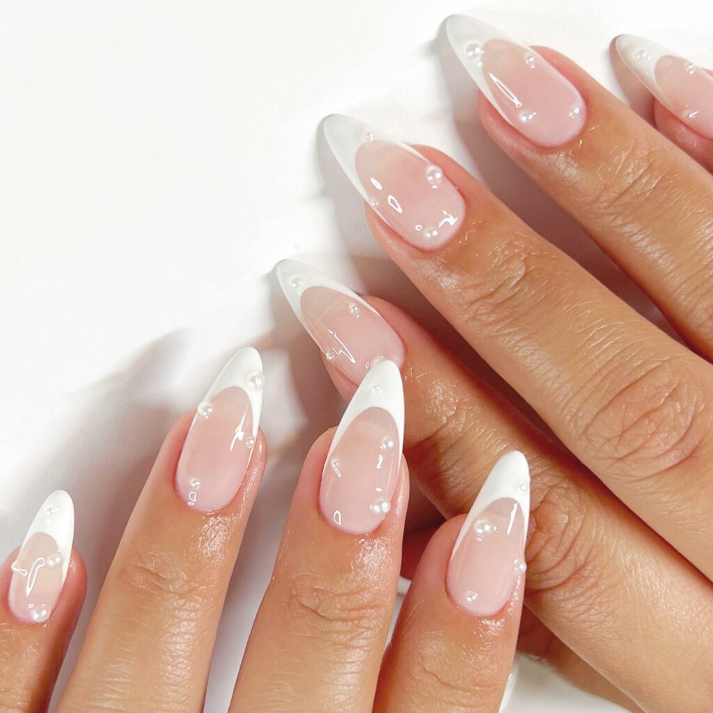 Aesthetic Ombre Nail Art, Almond Shaped Nails | Stable Diffusion