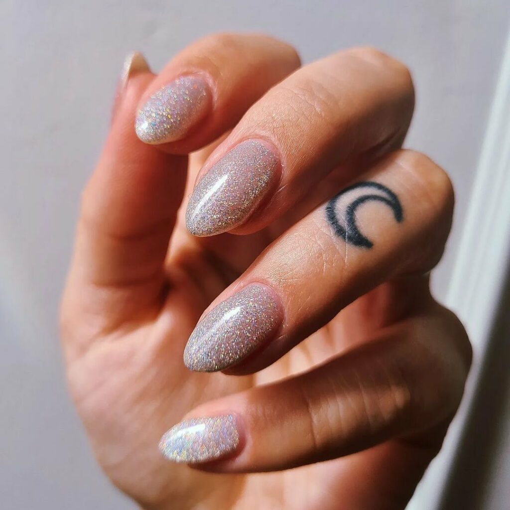 Holographic Shine