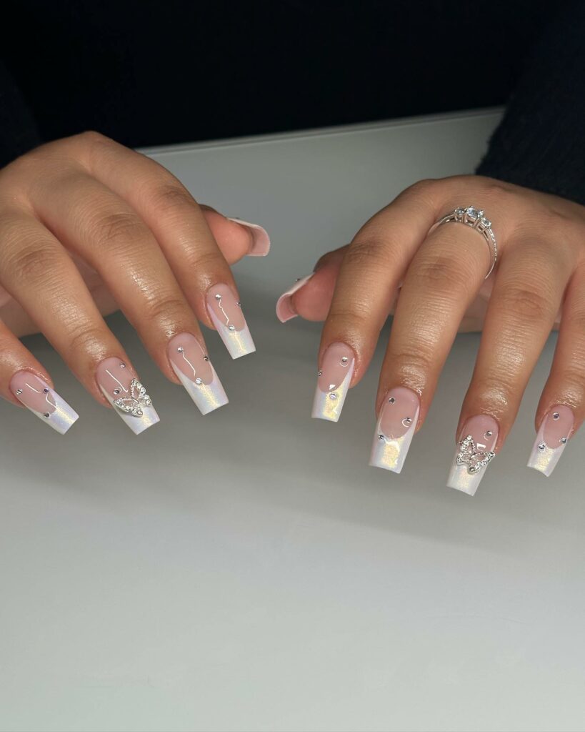 Holographic White Tips