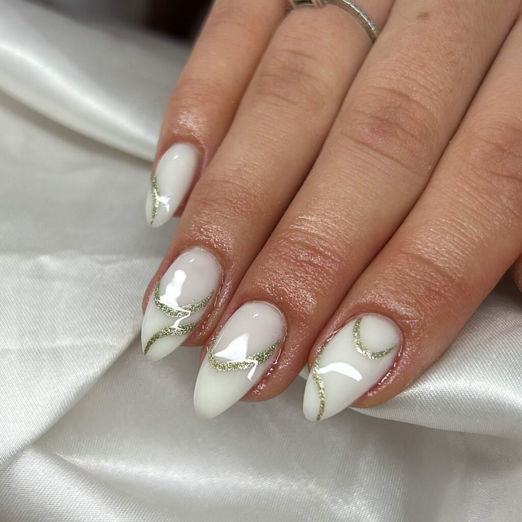 Icicle Tips Oval Nails