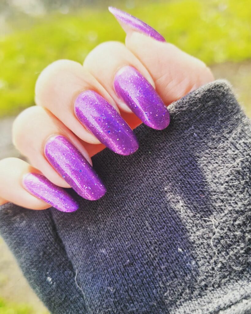 Plain and Glittery Lavender Gel Nail
