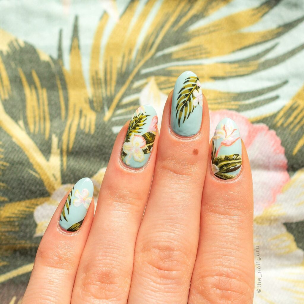 Tropical nails